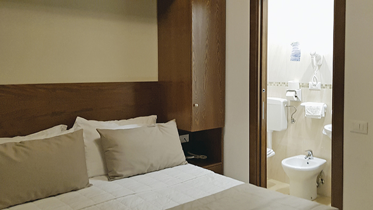 Hotel Bristol Ischia Offerte Agosto mare spiaggia e terme convenzionate